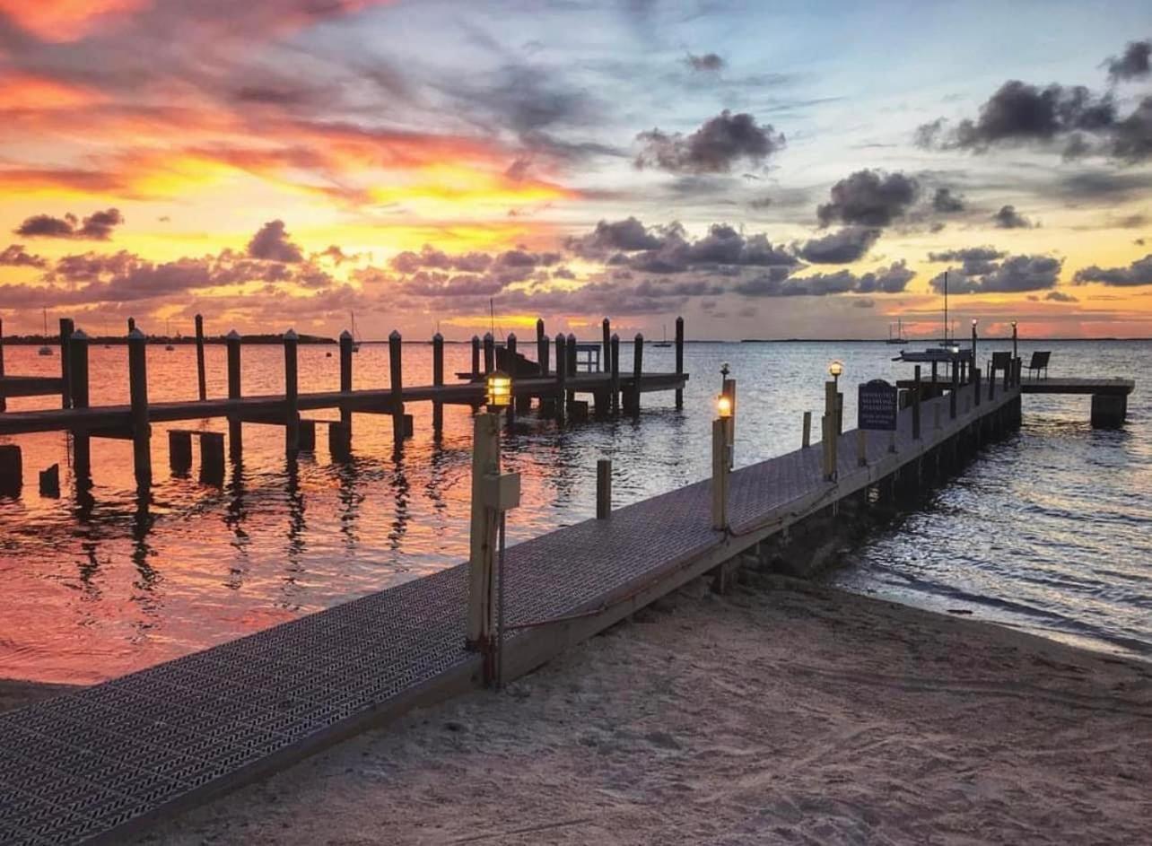 Sunset Cove Beach Resort Key Largo Exterior photo