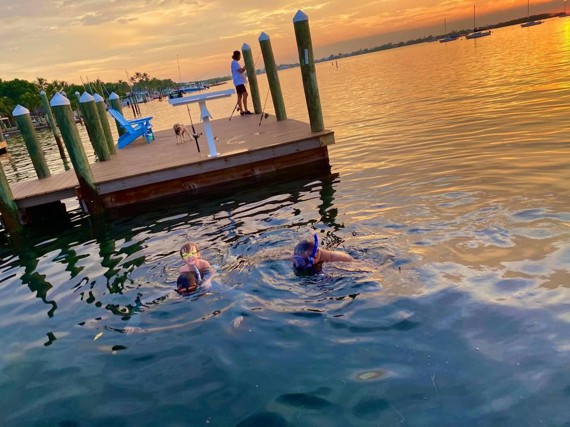 Sunset Cove Beach Resort Key Largo Exterior photo